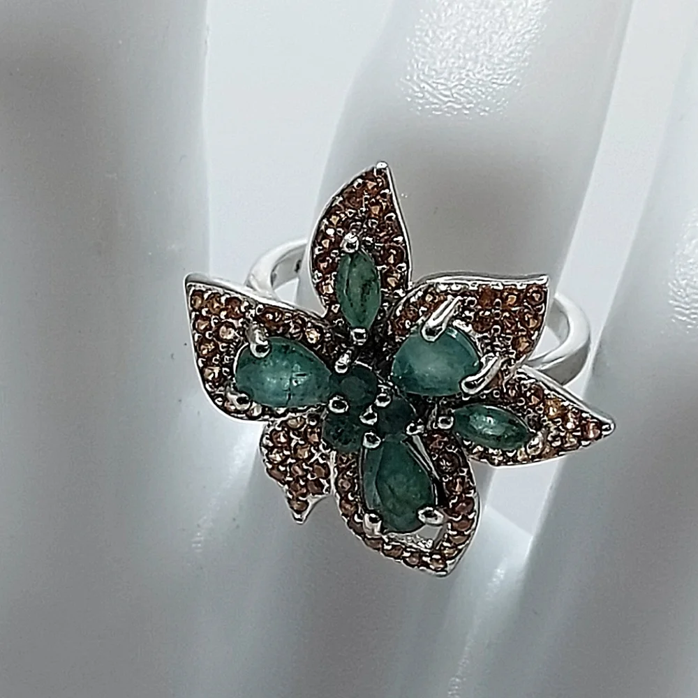 Natural Emerald 6x4mm & Sapphire 925 Sterling Silver Ring Sz 6. - Picture 5 of 8